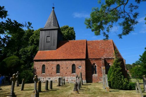 Deutschland / Rügen - Zicker Kirche